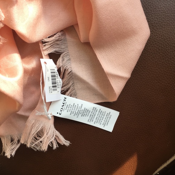 Coach Wool/Silk scarf - Picture 3 of 5